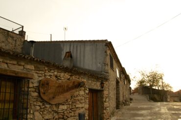 Puesta en marcha de la peatonalización de las Cuevas de La Torreta en El Molar