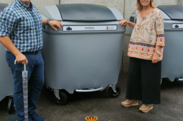 El Ayuntamiento de El Molar renueva parte de la flota de contenedores